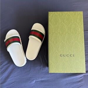 Gucci slide on